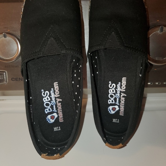 Bobs slip on. SOLD - Picture 3 of 6